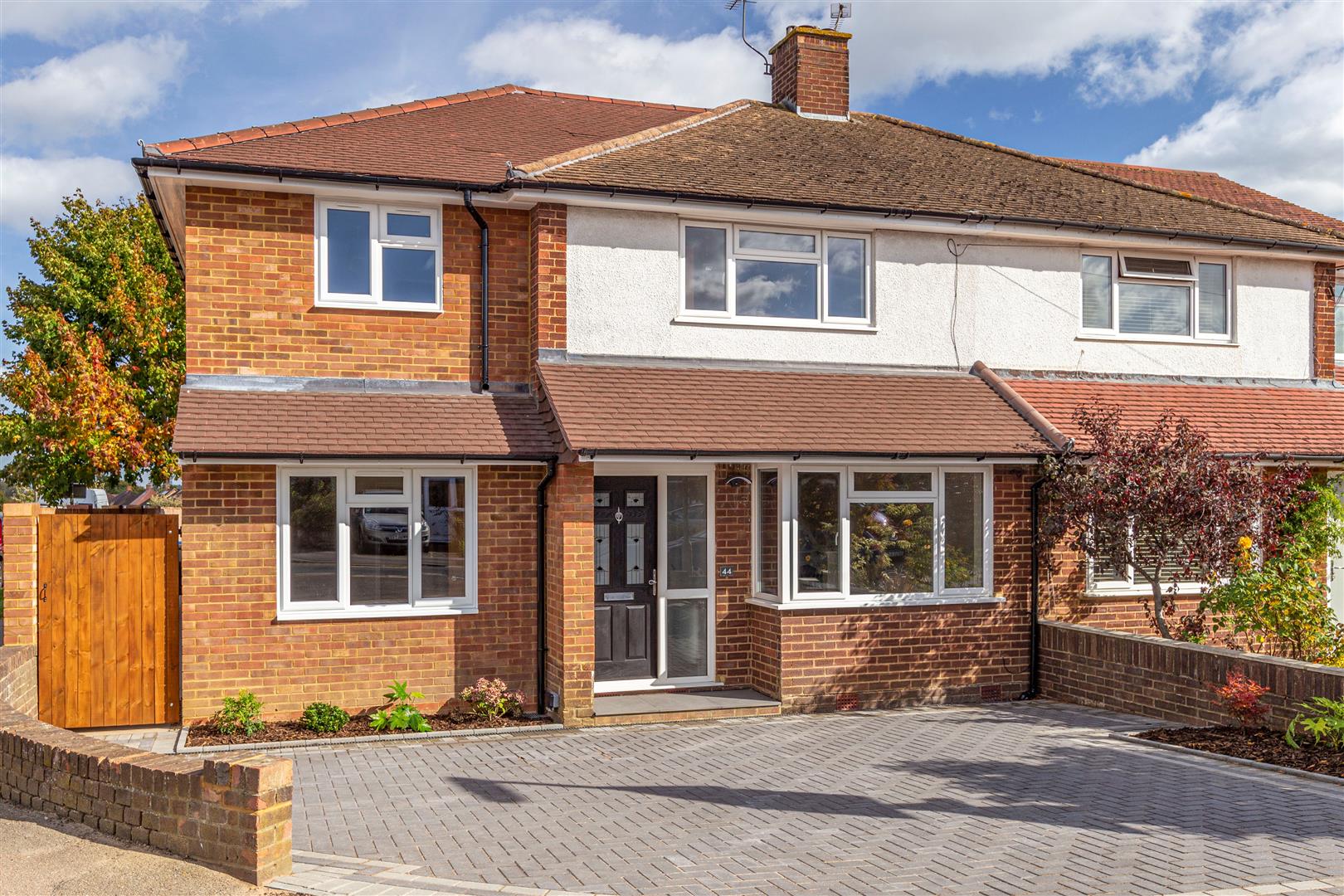 Kingston Rise, New Haw Richard State